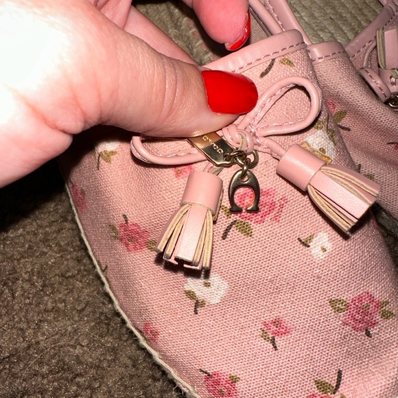 ESPADRILLES
Coach - Picture 8 of 10